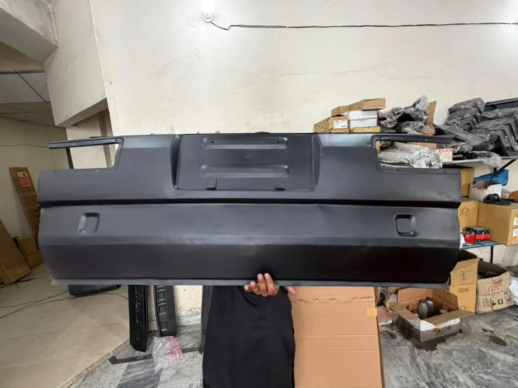 DATSUN 1200 B110 BACK LIGHT PANEL/ Beaver Panel